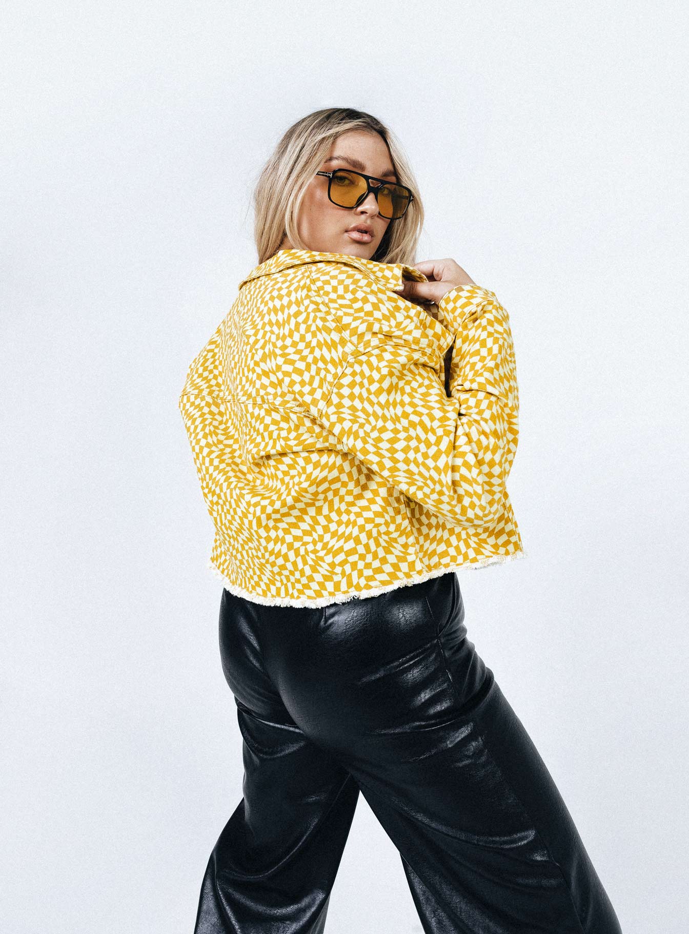 Trippy Waves Cropped Jacket Yellow - Image 7