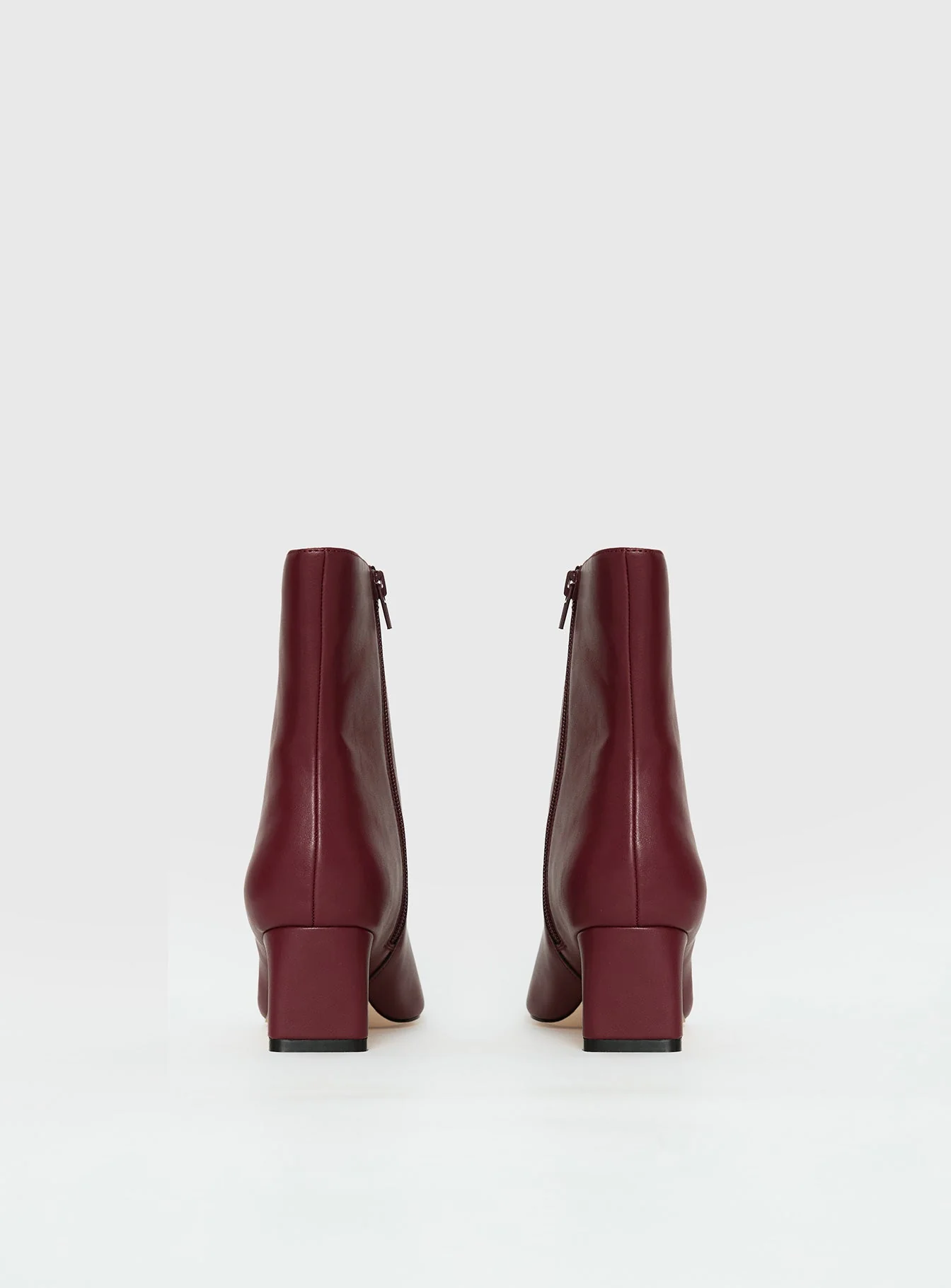 Velvette Boots Burgundy - Image 4