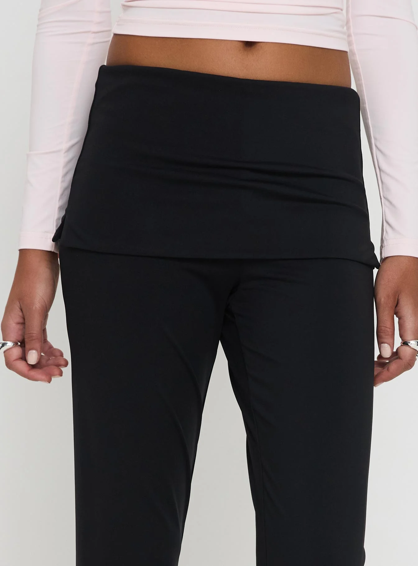 Velzey Pants Black - Image 6