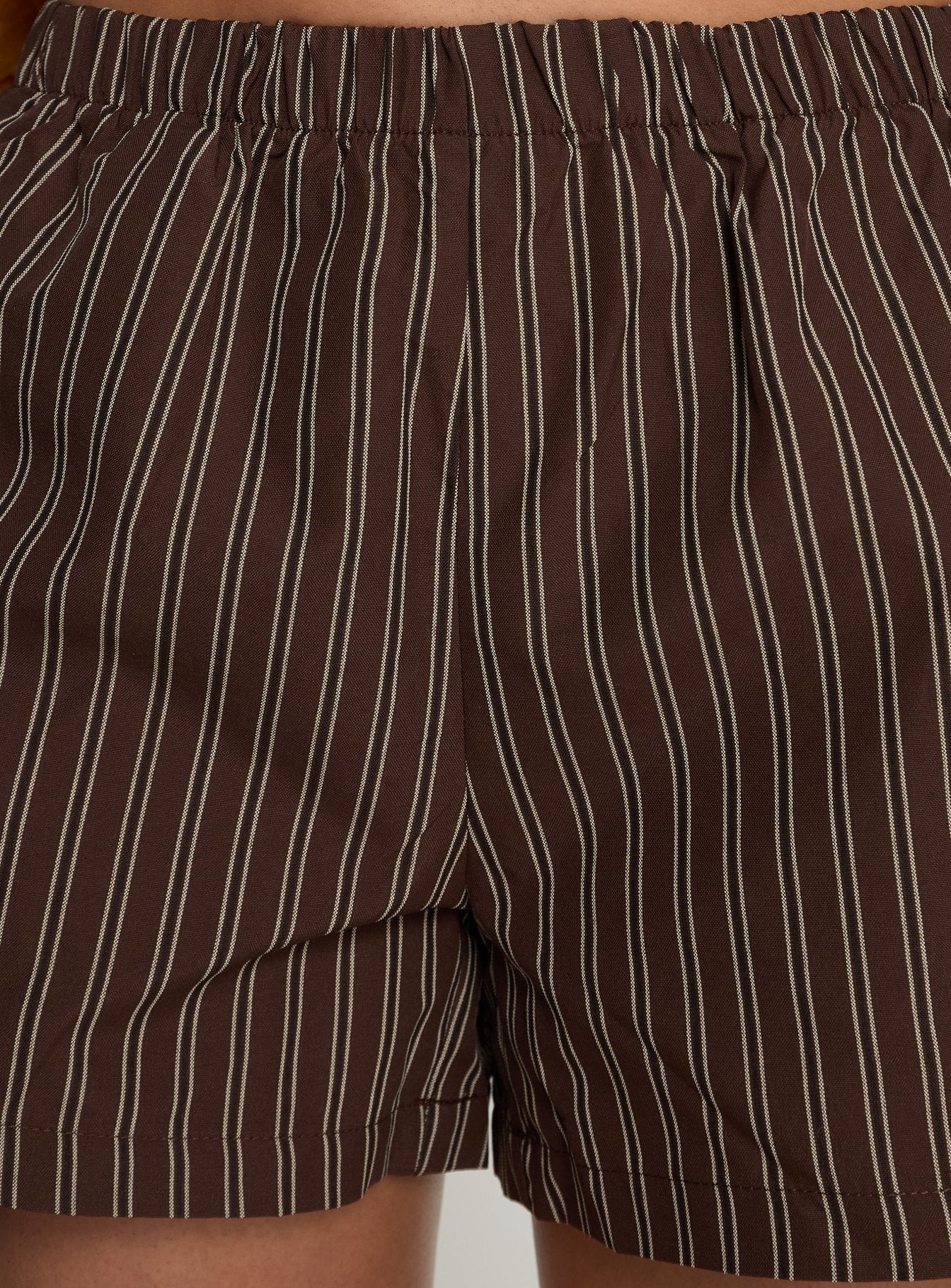 Vesperelle Elasticated Waist Shorts Brown Stripe - Image 5