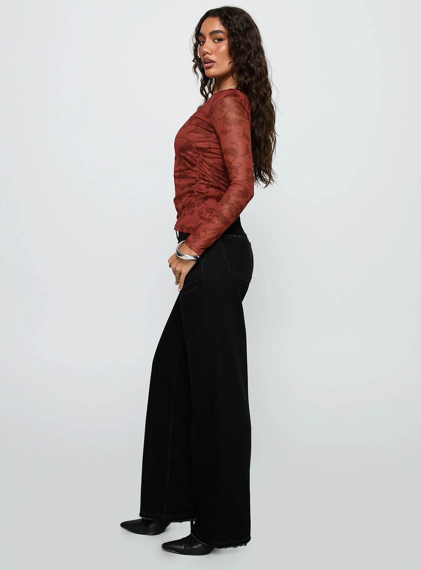 West End Girl Mid Rise Straight Leg Jeans Washed Black - Image 4