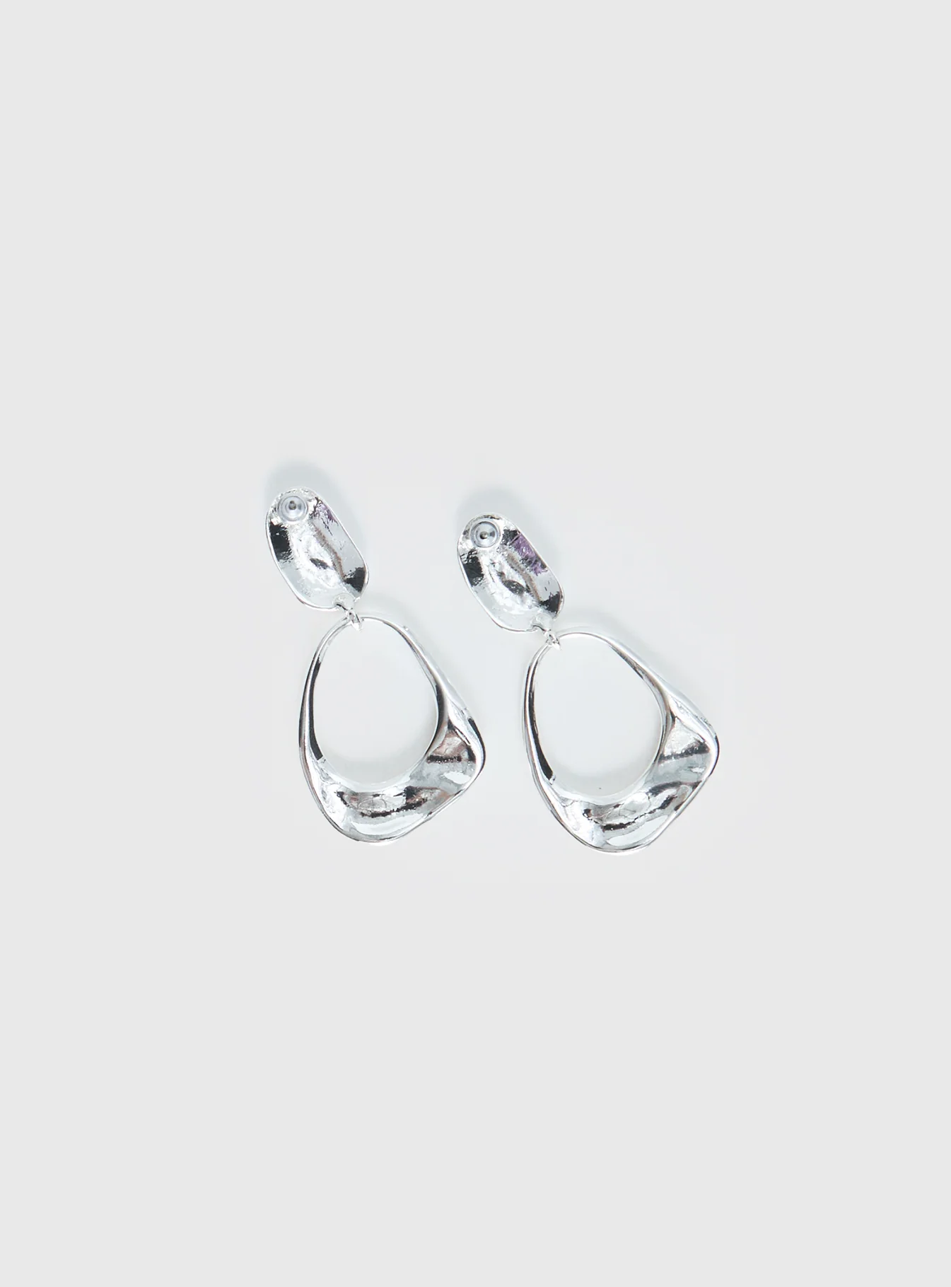 Whirl Earrings Silver - Image 3