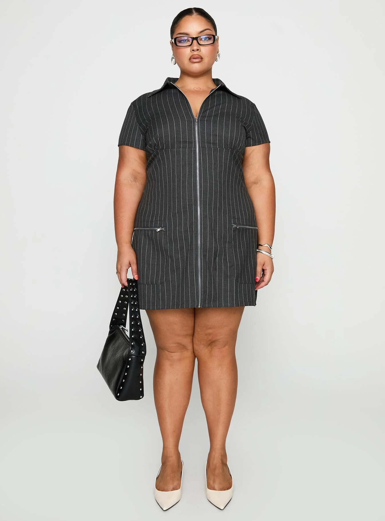 Wynona Mini Dress White / Grey Pinstripe Curve - Image 7