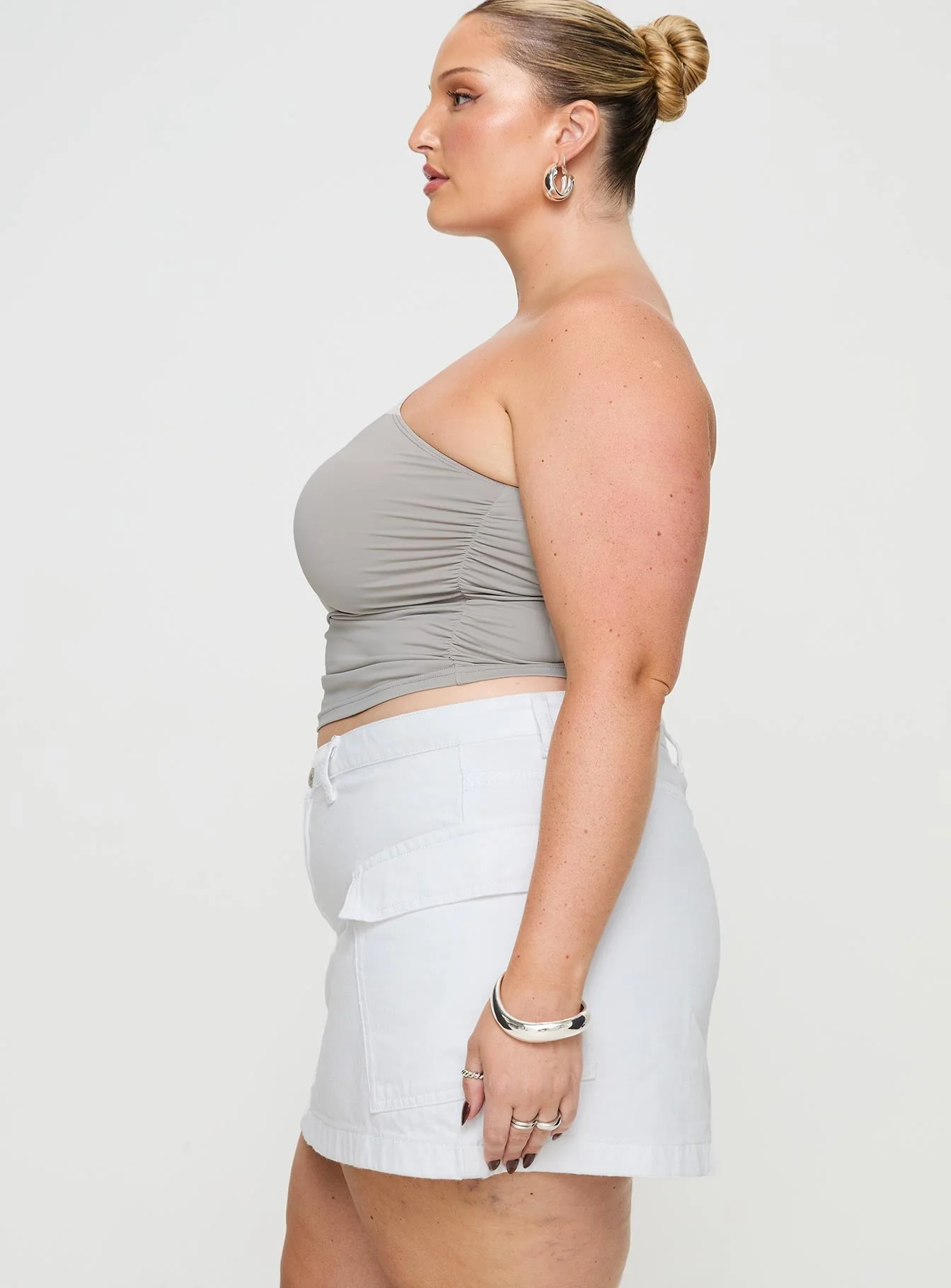 Zakai Cargo Denim Mini Skirt White Denim Curve - Image 4