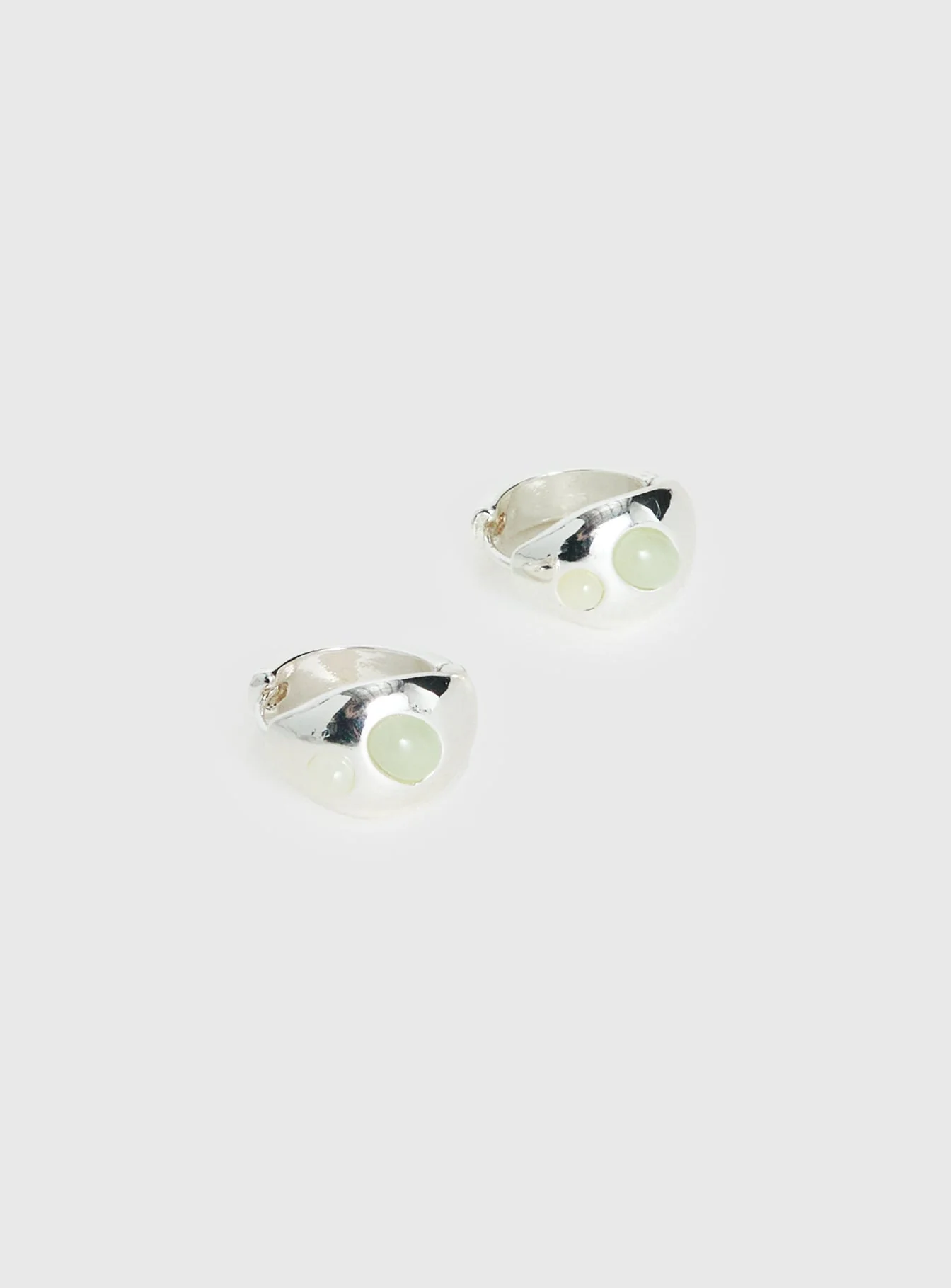 Zenaide Earrings Silver - Image 3