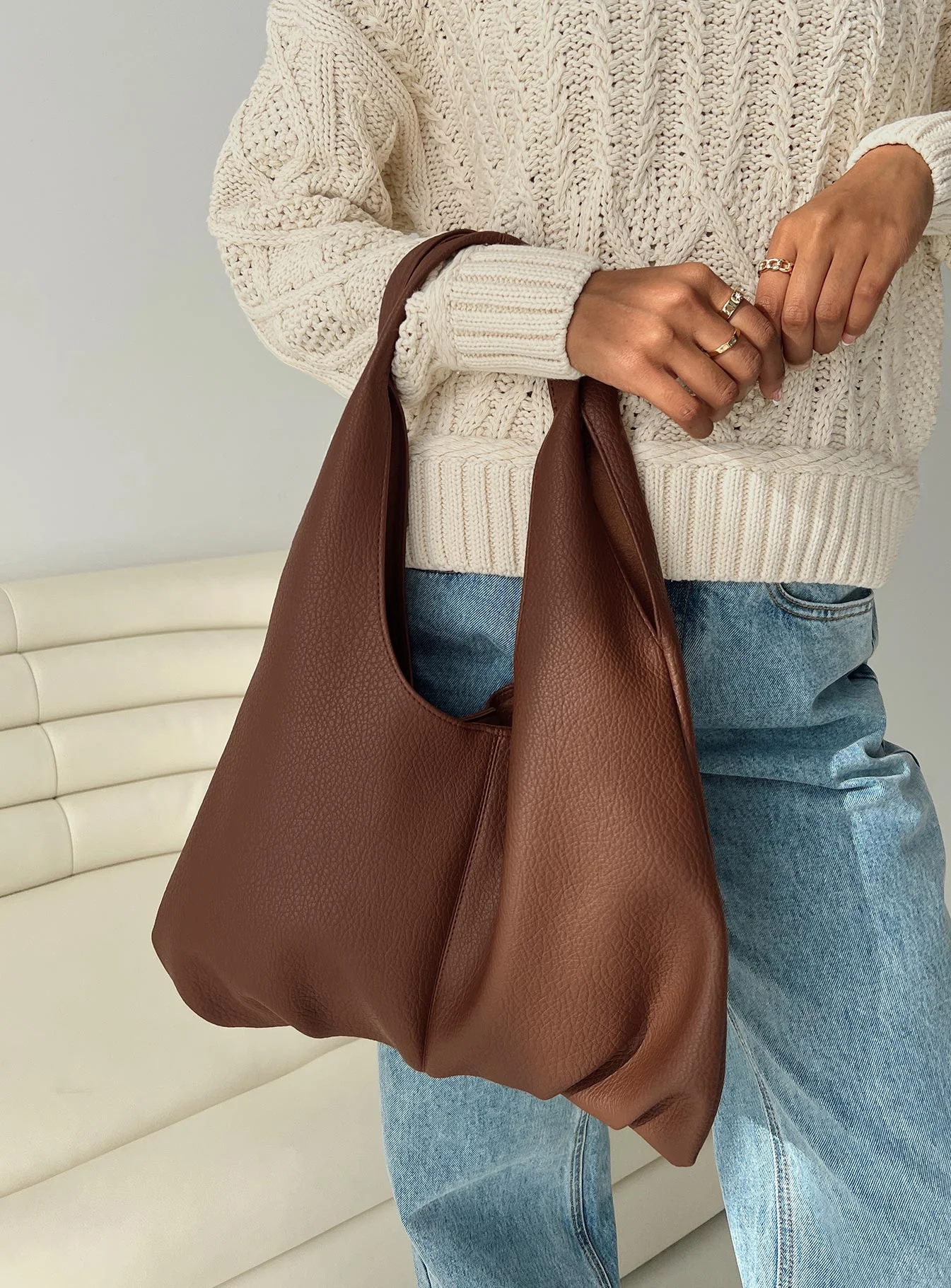 Zenia Shoulder Bag Brown - Image 5